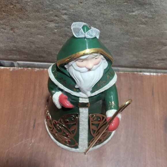 Hallmark Festive Santa 2016 Christmas Tree Ornament - Picture 7 of 14